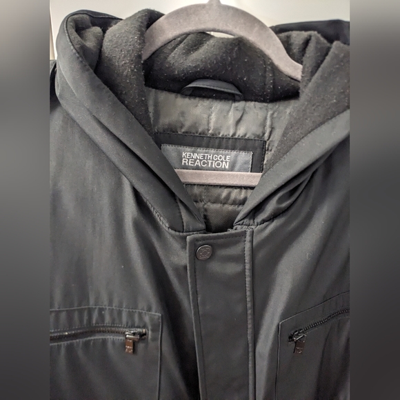 KENNETH COLE REACTION, Black zip up, button up, Hooded Coat, Size XXL. - Picture 3 of 9